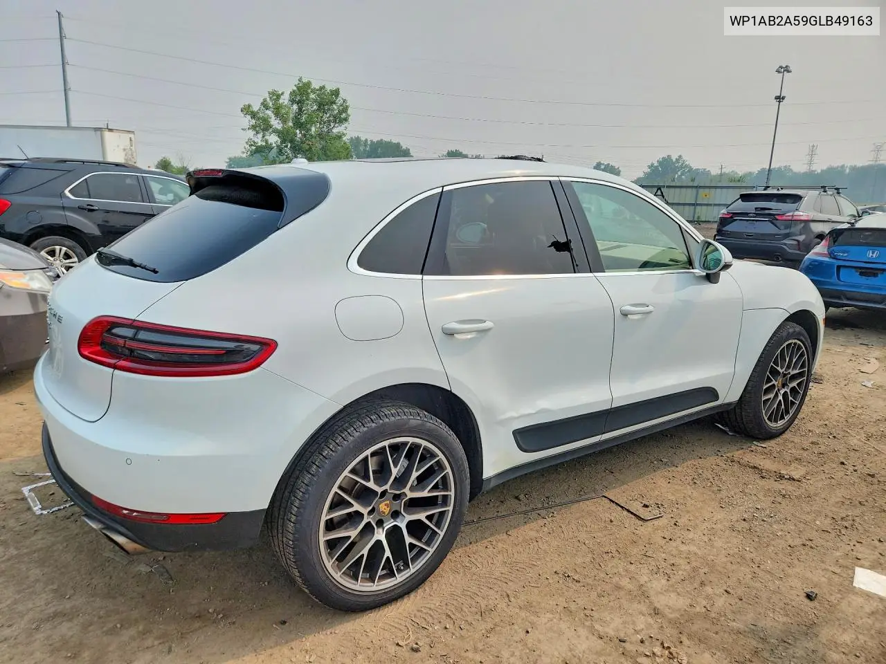 2016 Porsche Macan S VIN: WP1AB2A59GLB49163 Lot: 61799516