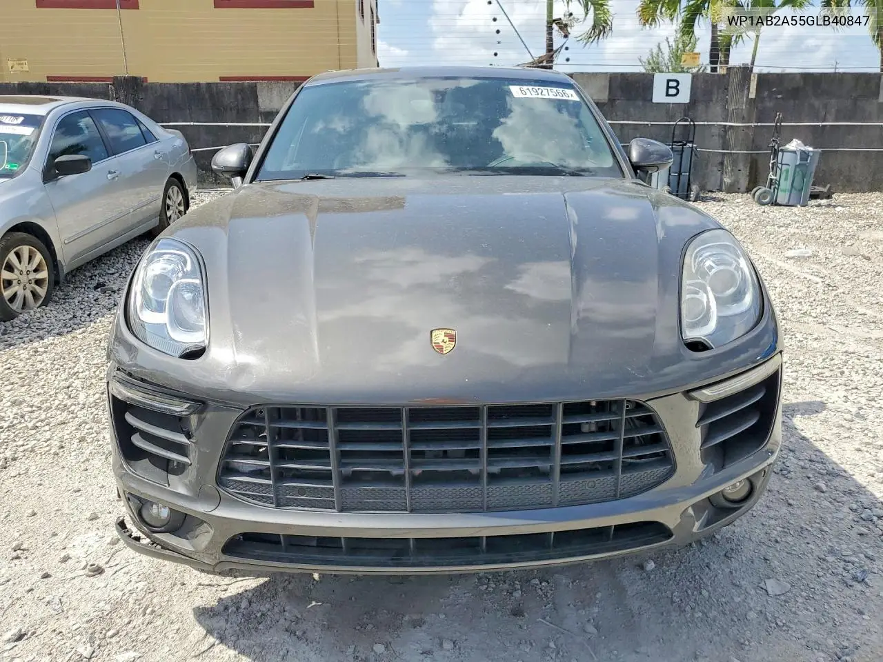 2016 Porsche Macan S VIN: WP1AB2A55GLB40847 Lot: 61927566
