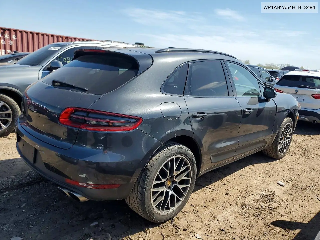 WP1AB2A54HLB18484 2017 Porsche Macan S