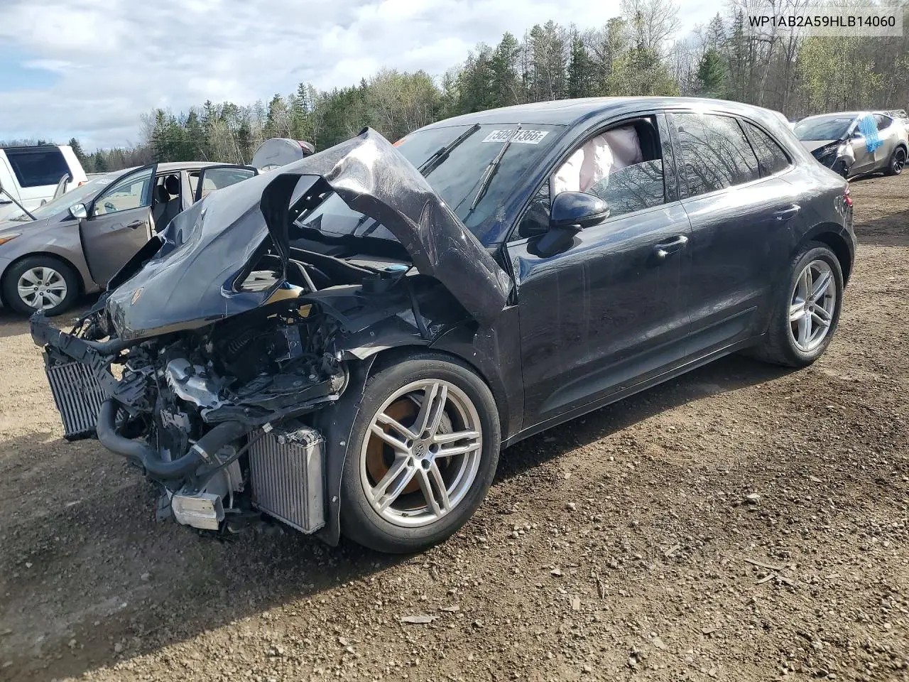 2017 Porsche Macan S VIN: WP1AB2A59HLB14060 Lot: 50991366