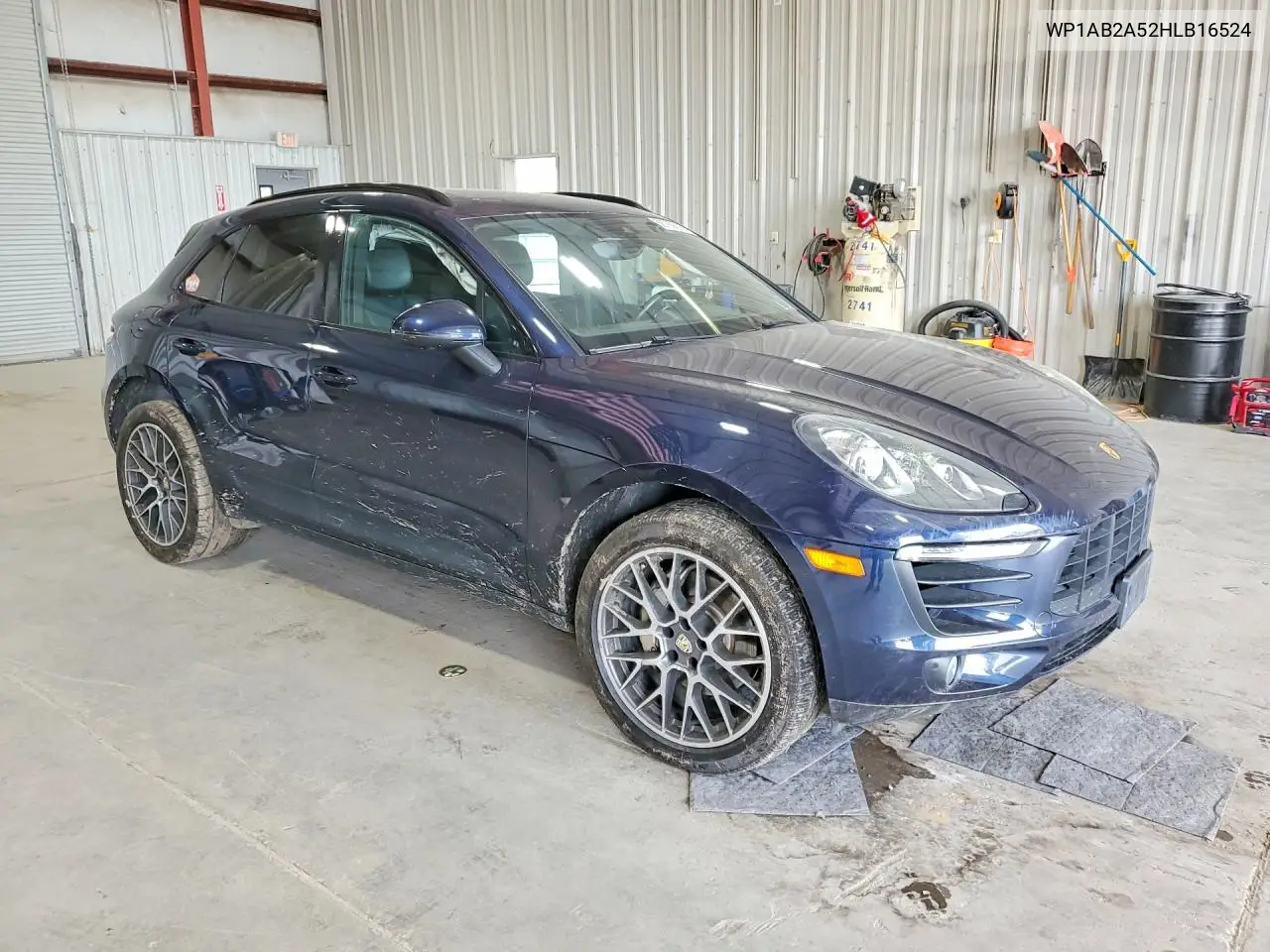 2017 Porsche Macan S VIN: WP1AB2A52HLB16524 Lot: 56765616