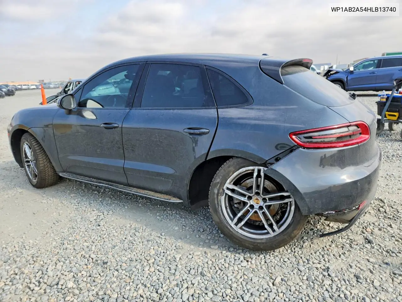 2017 Porsche Macan S VIN: WP1AB2A54HLB13740 Lot: 58611766