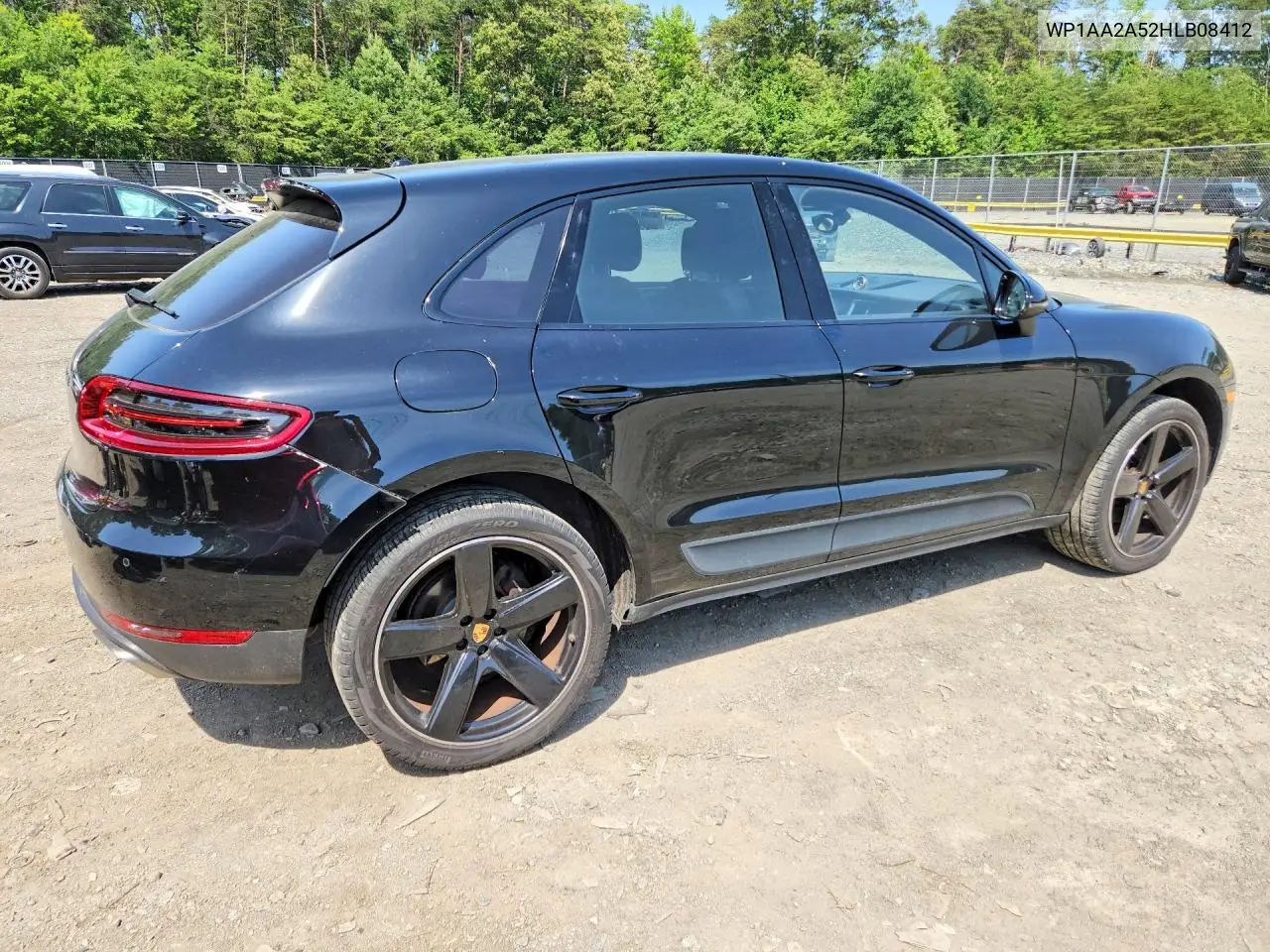 2017 Porsche Macan VIN: WP1AA2A52HLB08412 Lot: 59060276