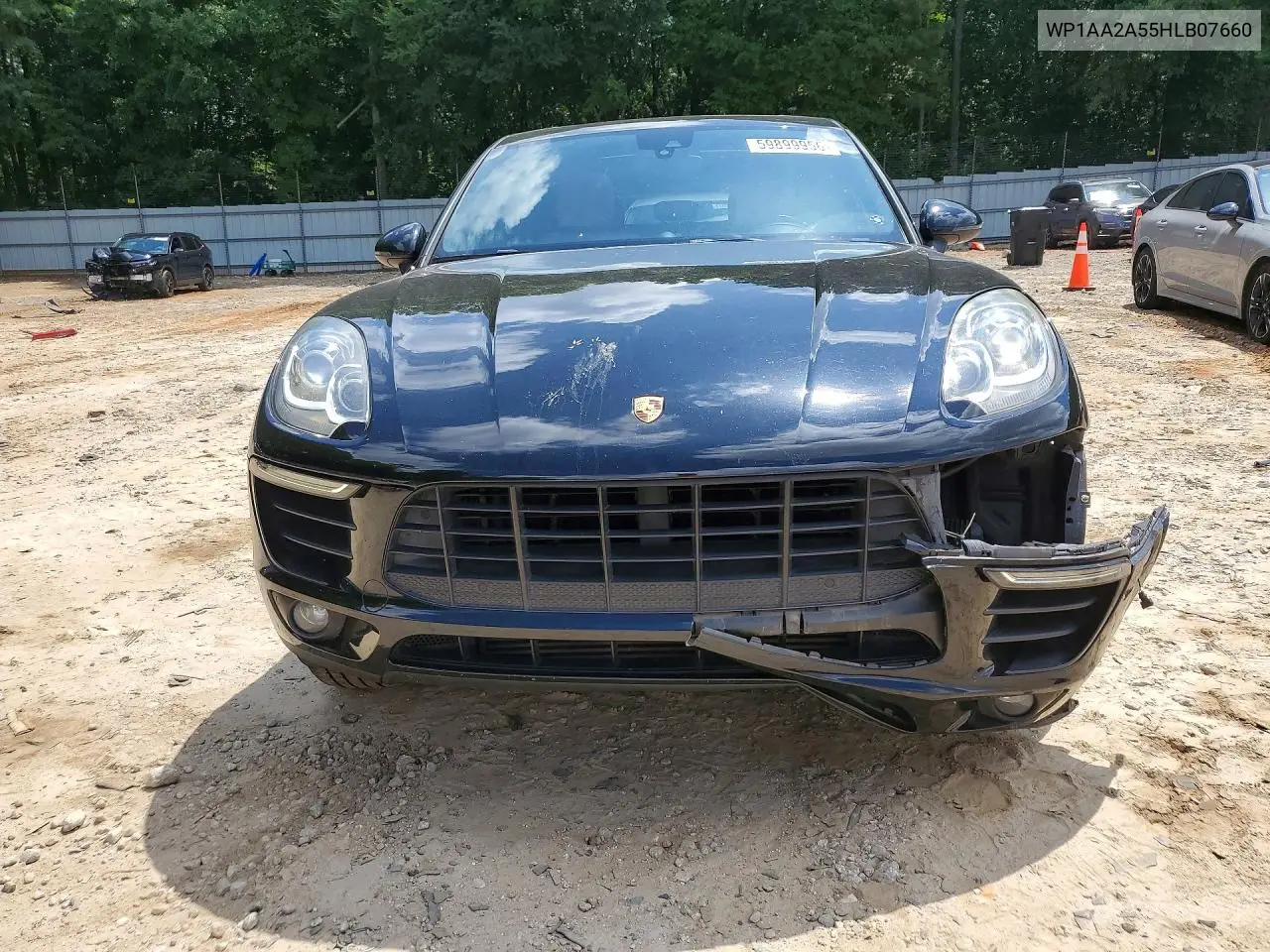 2017 Porsche Macan VIN: WP1AA2A55HLB07660 Lot: 59899956