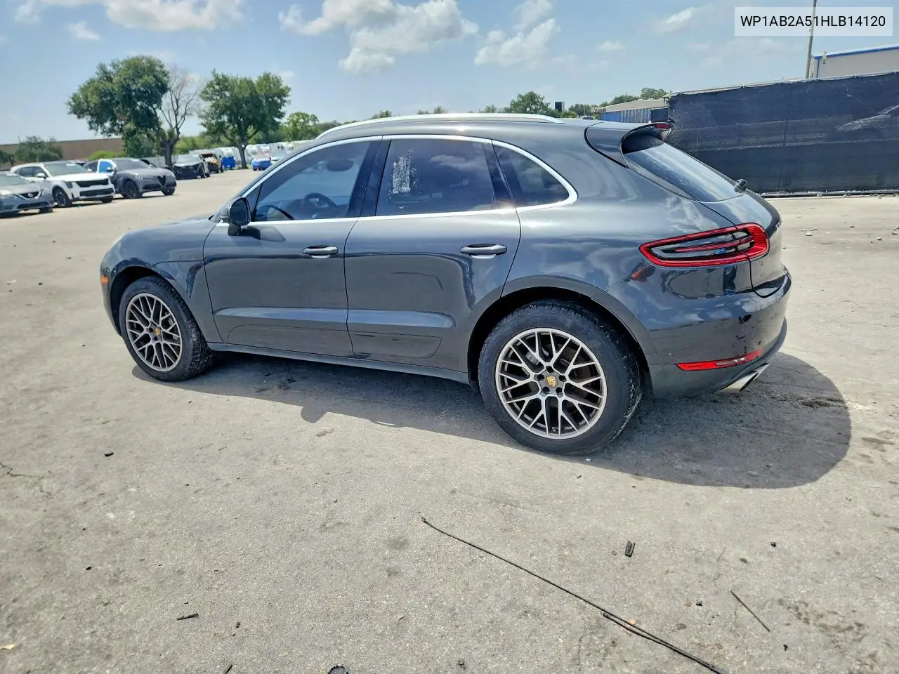2017 Porsche Macan S VIN: WP1AB2A51HLB14120 Lot: 59913356