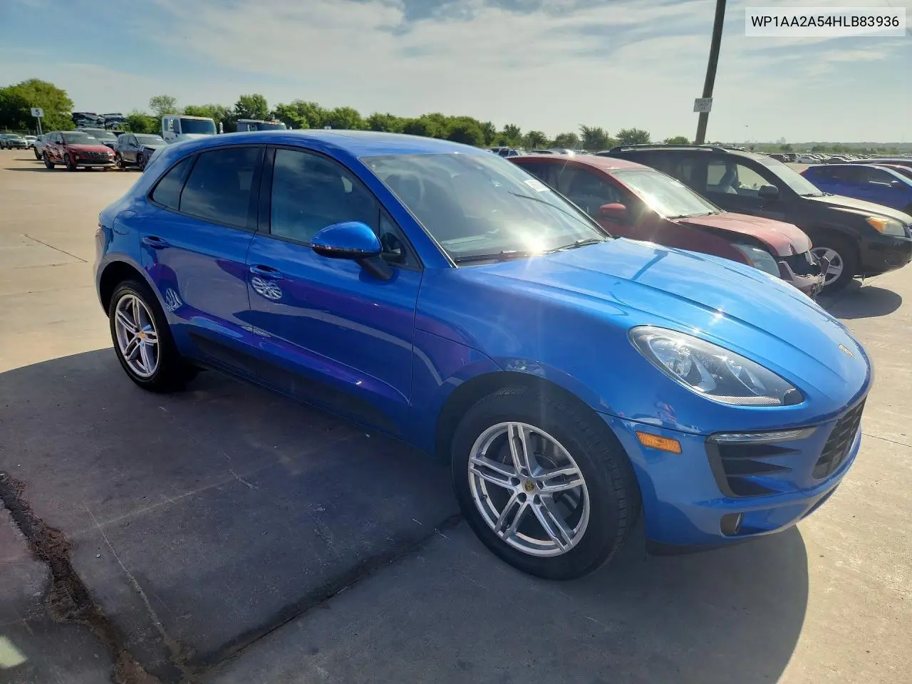 2017 Porsche Macan VIN: WP1AA2A54HLB83936 Lot: 60678386