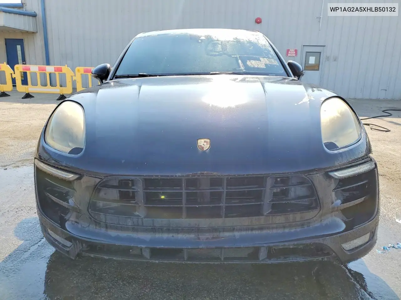 2017 Porsche Macan Gts VIN: WP1AG2A5XHLB50132 Lot: 61366926