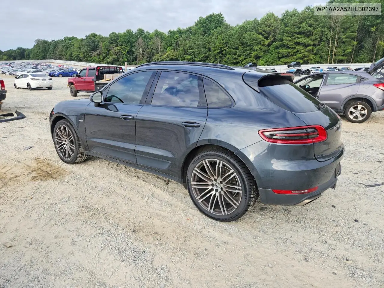 2017 Porsche Macan VIN: WP1AA2A52HLB02397 Lot: 61774376