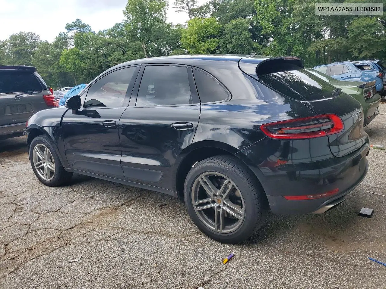 2017 Porsche Macan VIN: WP1AA2A55HLB08582 Lot: 61914086