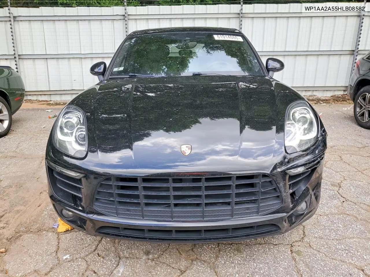 2017 Porsche Macan VIN: WP1AA2A55HLB08582 Lot: 61914086