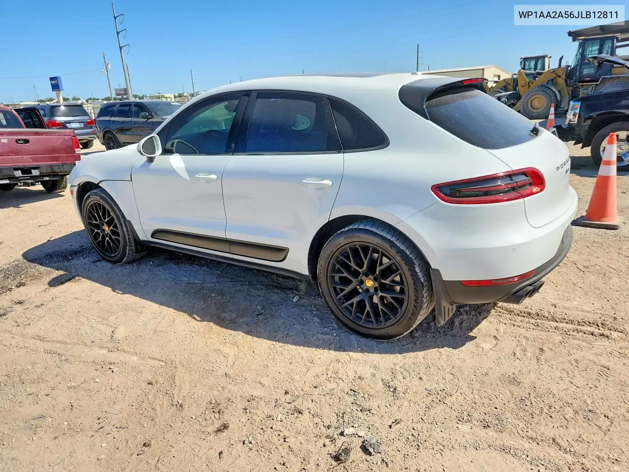 2018 Porsche Macan VIN: WP1AA2A56JLB12811 Lot: 60260386