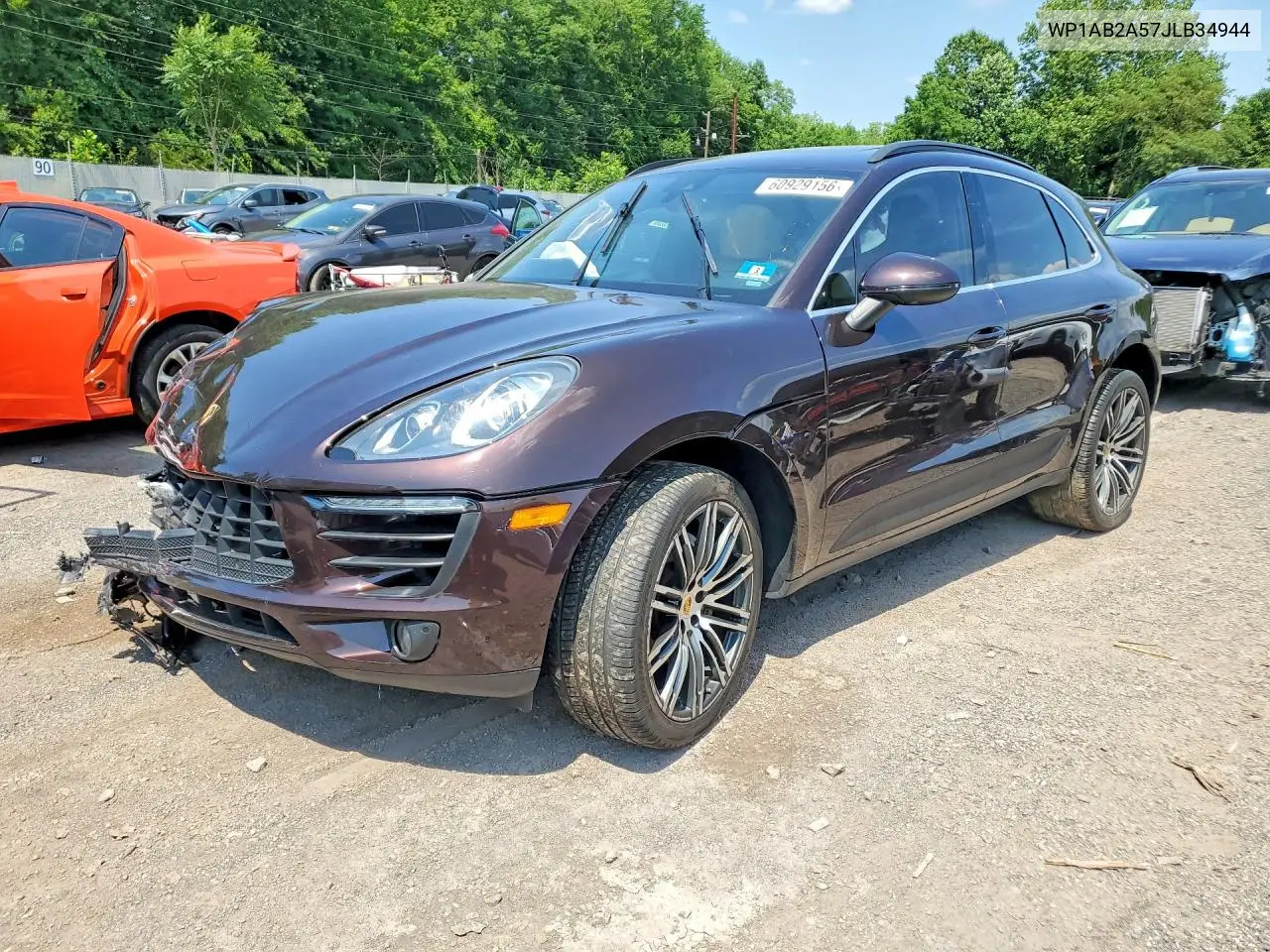 2018 Porsche Macan S VIN: WP1AB2A57JLB34944 Lot: 60929156