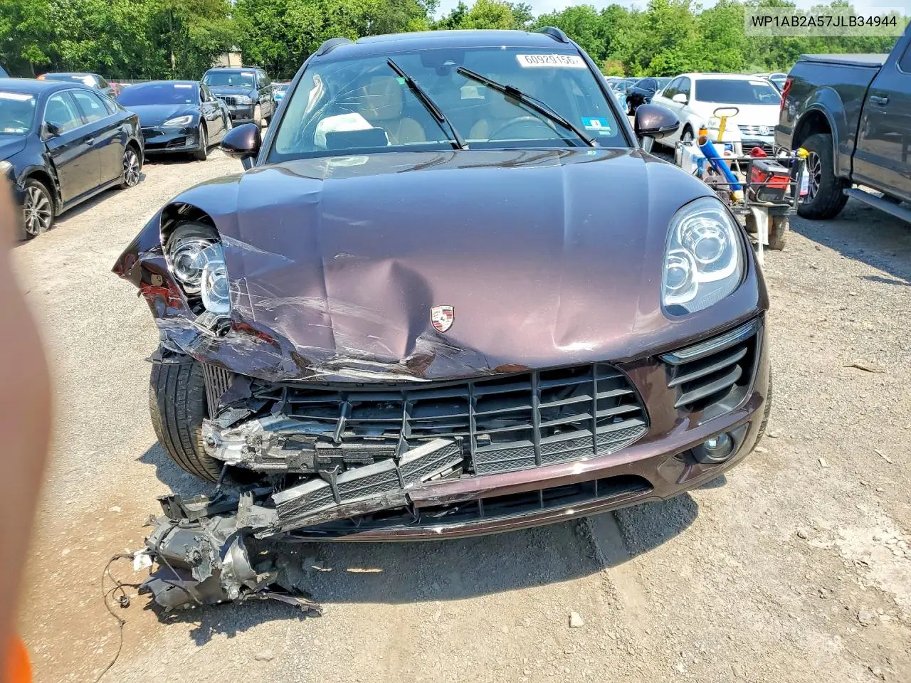 2018 Porsche Macan S VIN: WP1AB2A57JLB34944 Lot: 60929156