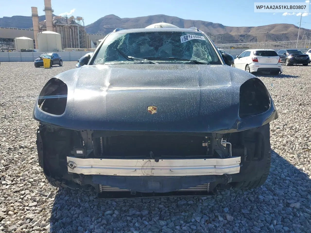 WP1AA2A51KLB03807 2019 Porsche Macan