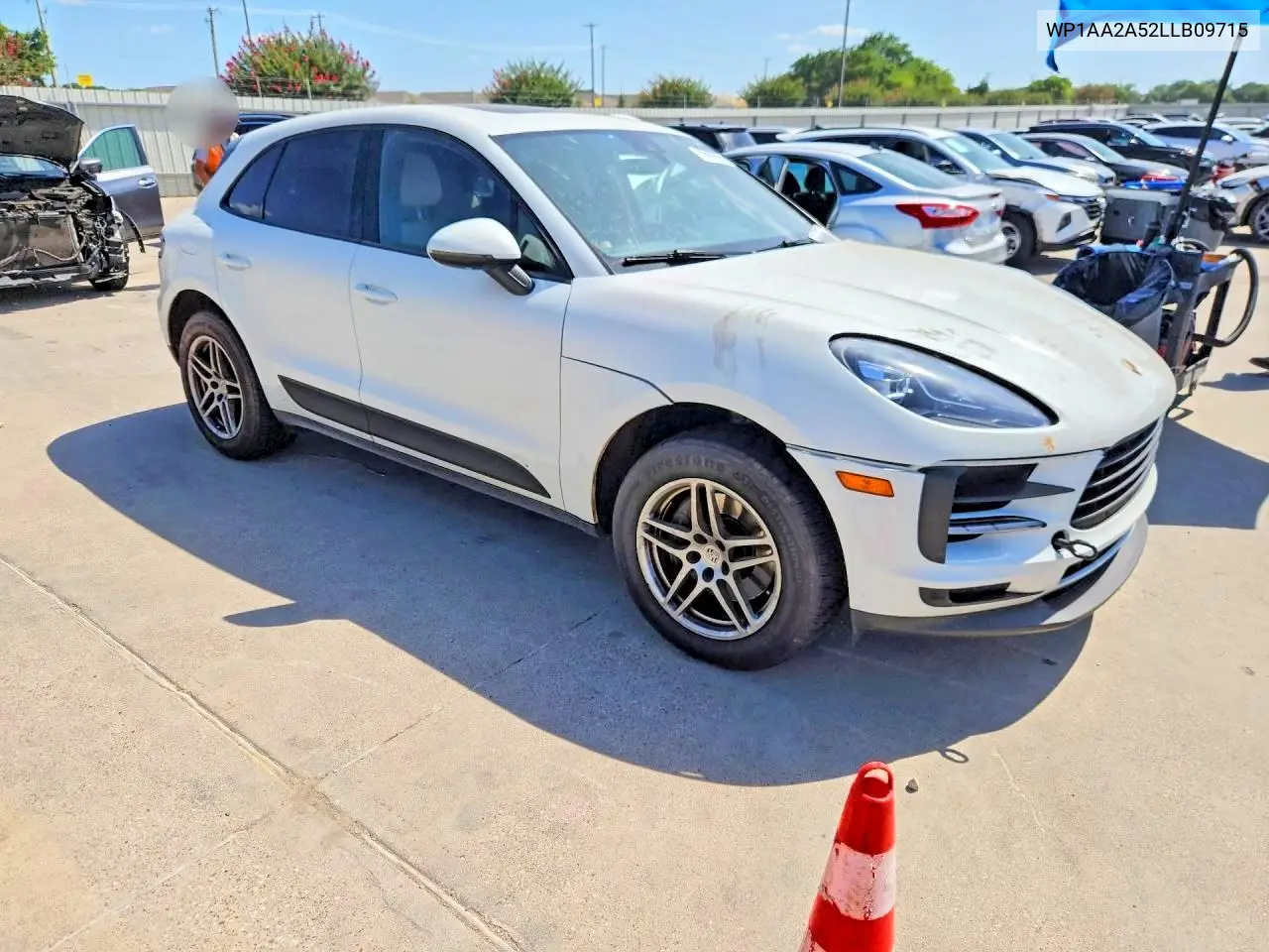 2020 Porsche Macan VIN: WP1AA2A52LLB09715 Lot: 59669766