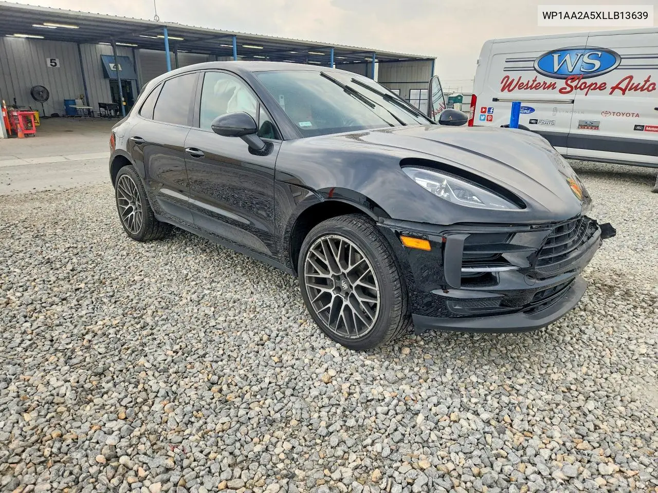 2020 Porsche Macan VIN: WP1AA2A5XLLB13639 Lot: 59910126