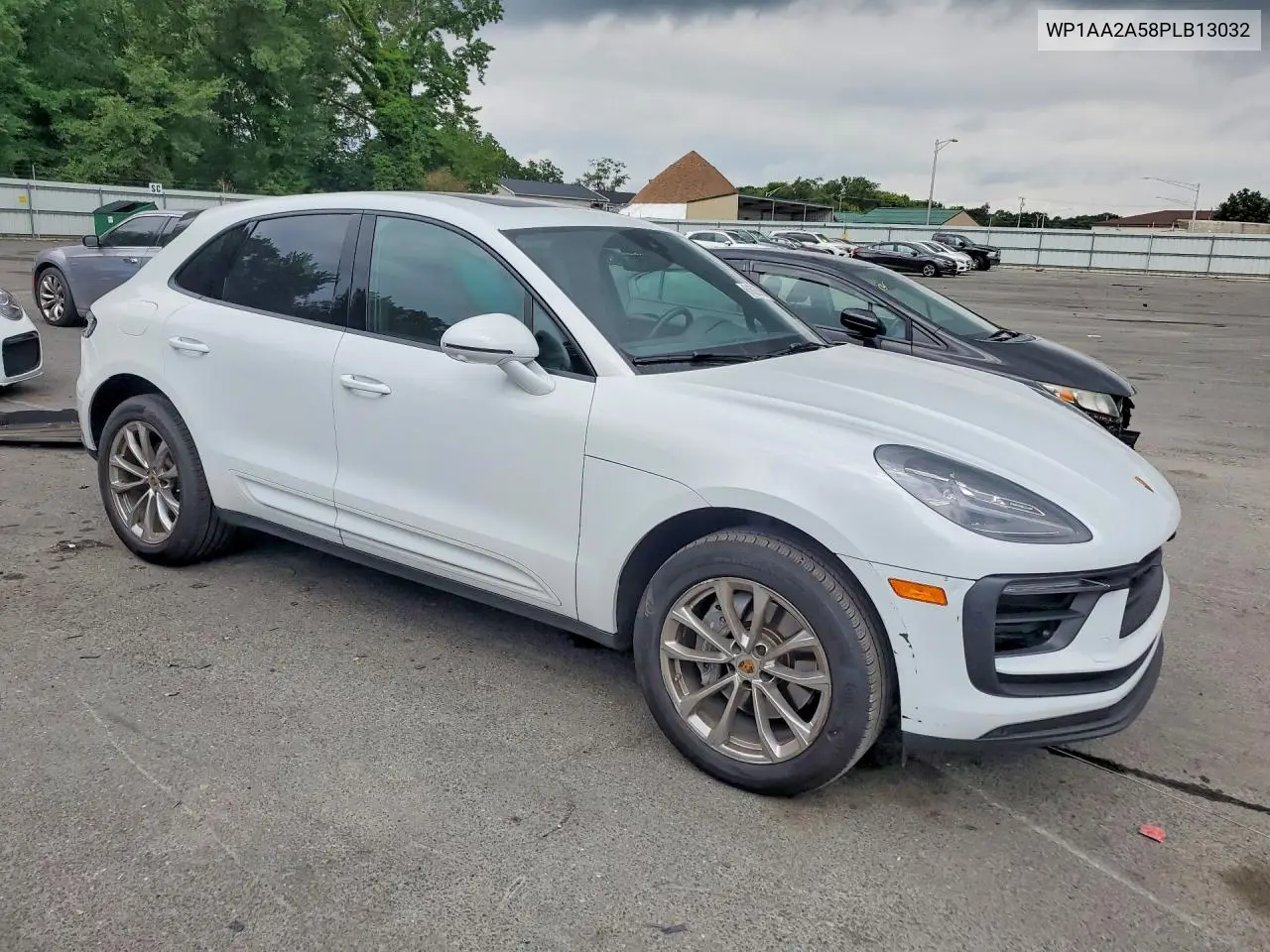 2023 Porsche Macan Base VIN: WP1AA2A58PLB13032 Lot: 61626396