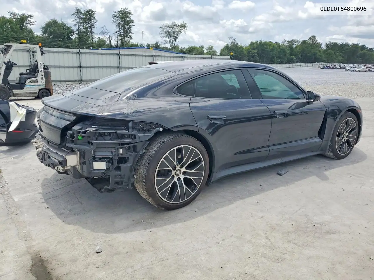 0LDL0T54800696 2022 Porsche Taycan