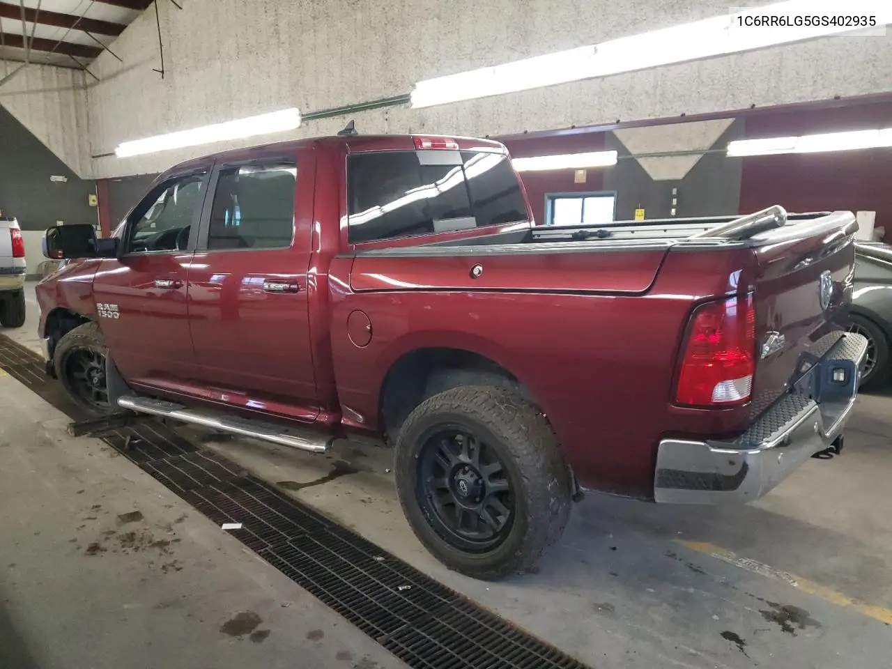 1C6RR6LG5GS402935 2016 Ram 1500 Slt