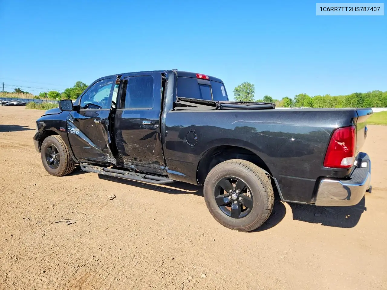 1C6RR7TT2HS787407 2017 Ram 1500 Slt