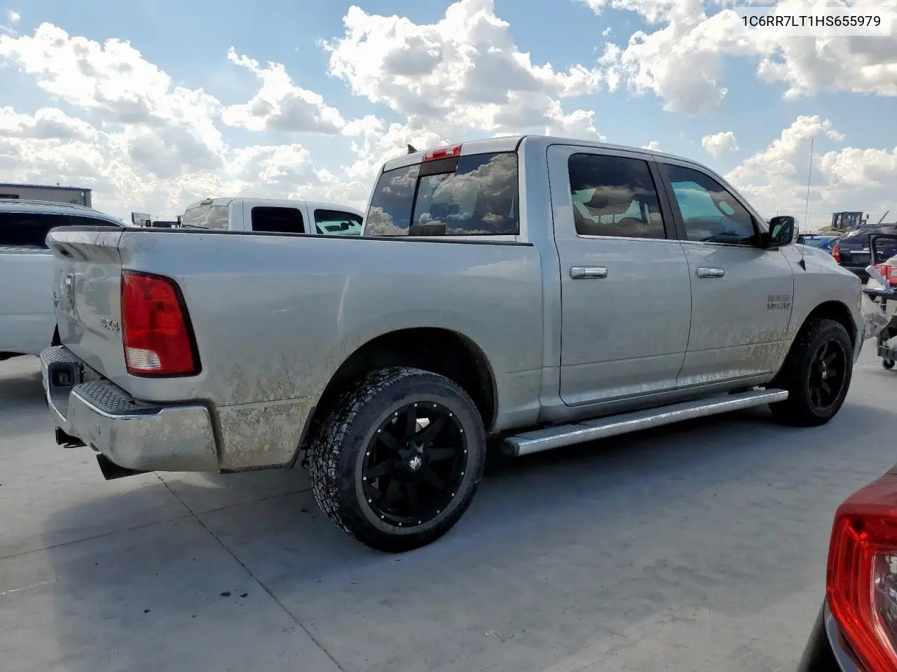 1C6RR7LT1HS655979 2017 Ram 1500 Slt