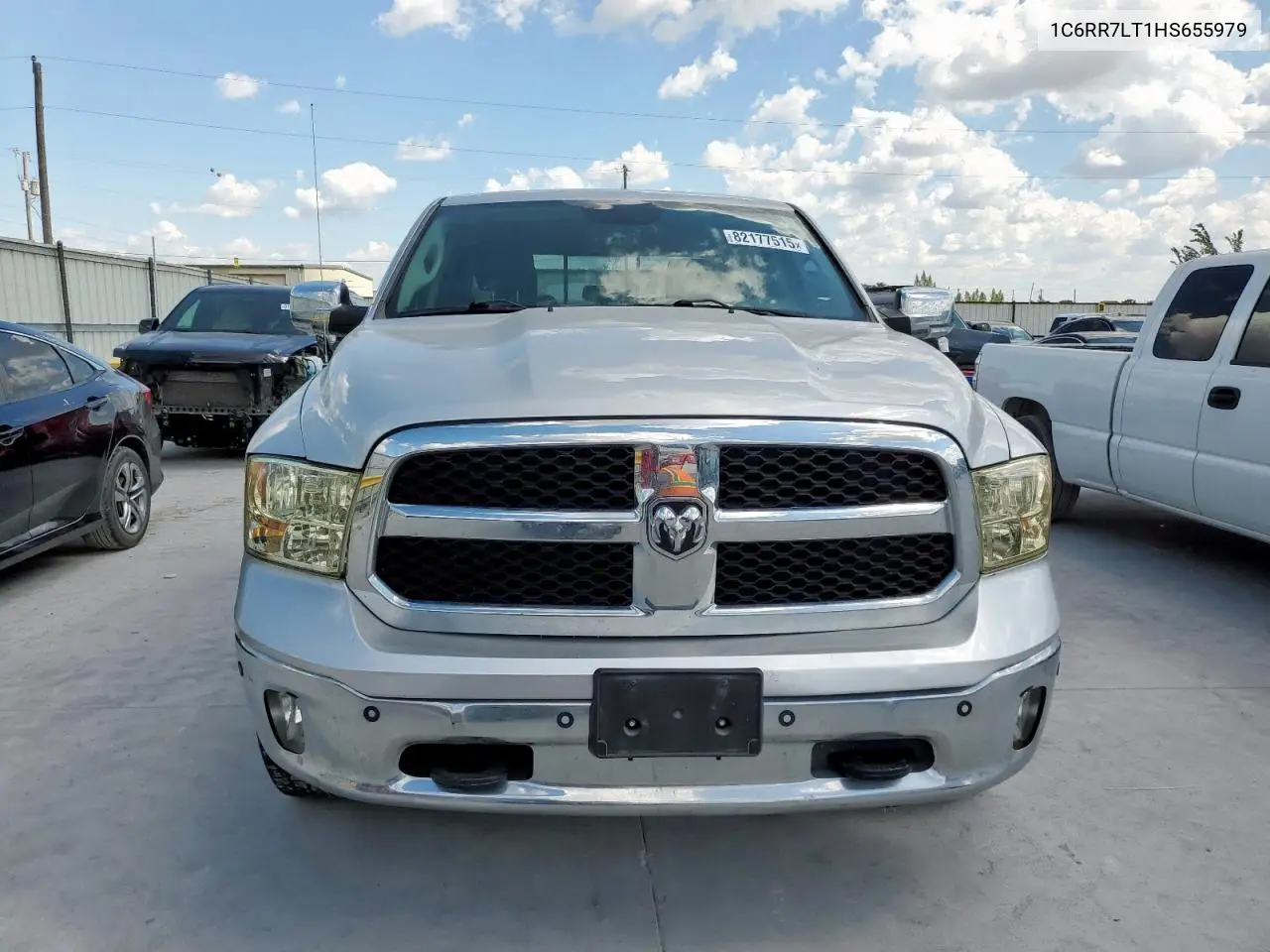 1C6RR7LT1HS655979 2017 Ram 1500 Slt