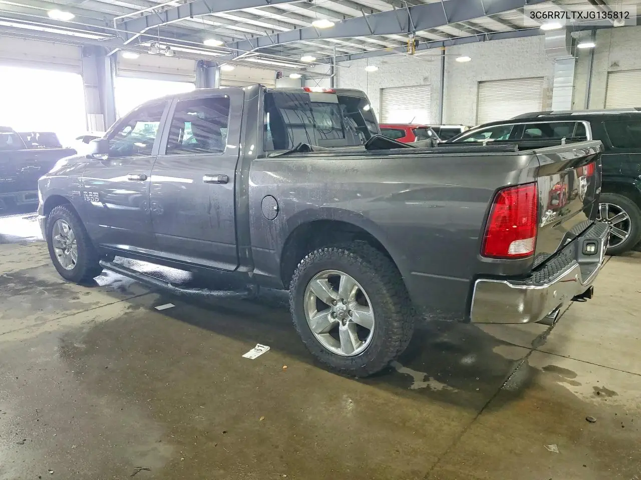 2018 Ram 1500 Slt VIN: 3C6RR7LTXJG135812 Lot: 61871076