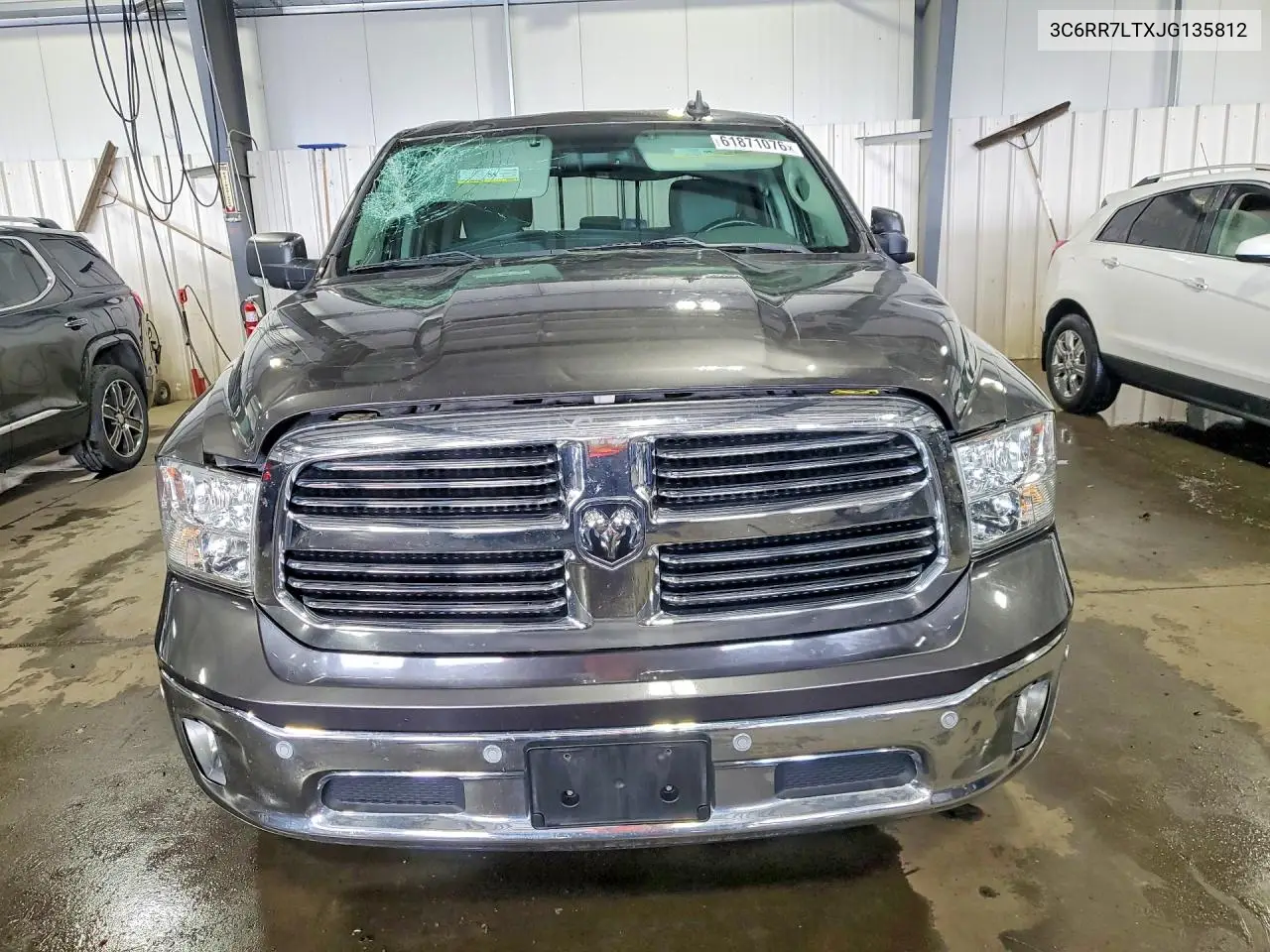2018 Ram 1500 Slt VIN: 3C6RR7LTXJG135812 Lot: 61871076