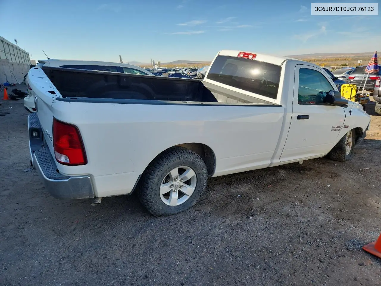 3C6JR7DT0JG176123 2018 Ram 1500 St