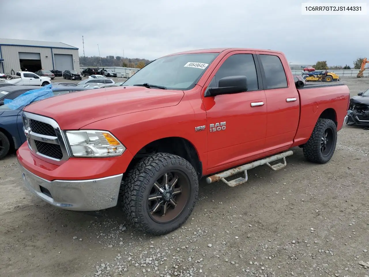 1C6RR7GT2JS144331 2018 Ram 1500 Slt