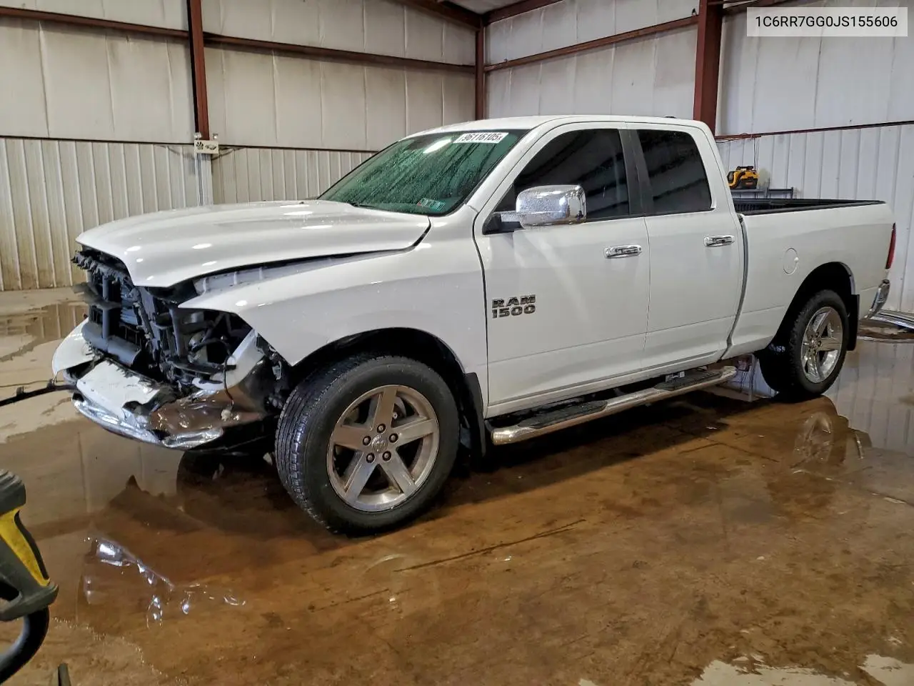 1C6RR7GG0JS155606 2018 Ram 1500 Slt
