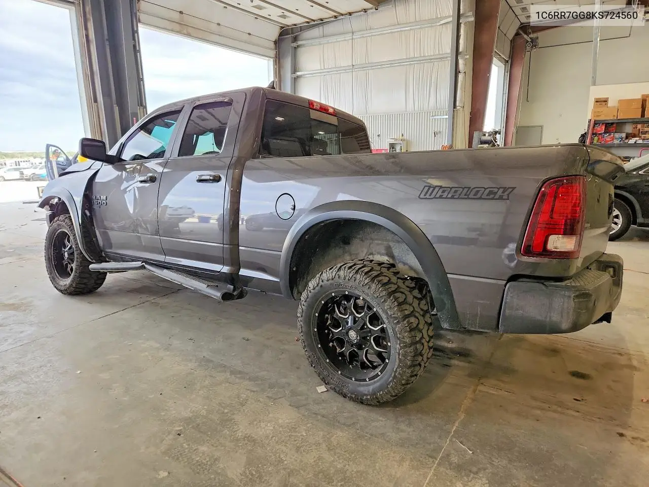 1C6RR7GG8KS724560 2019 Ram 1500 Classic Slt
