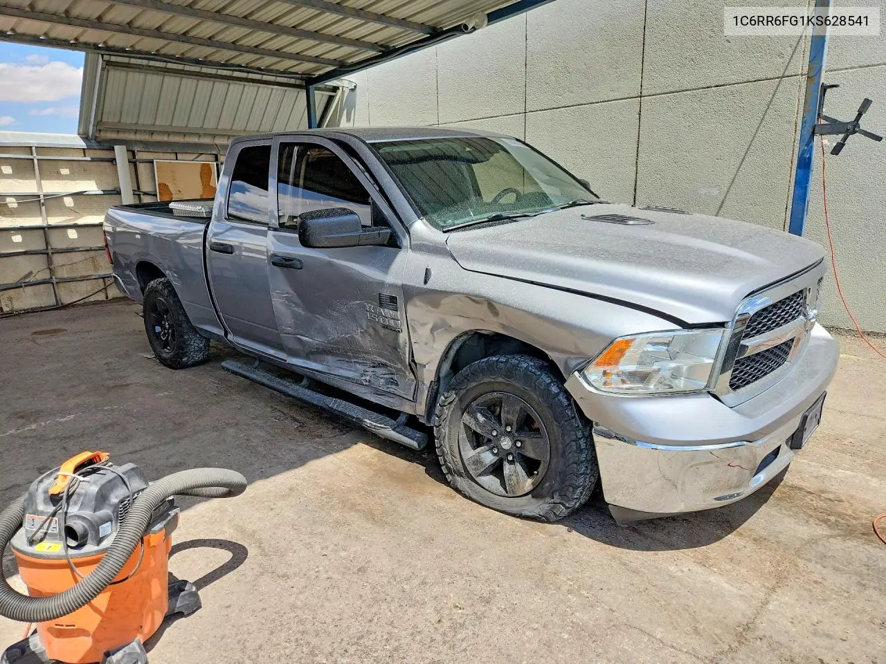 2019 Ram 1500 Classic Tradesman VIN: 1C6RR6FG1KS628541 Lot: 58489536