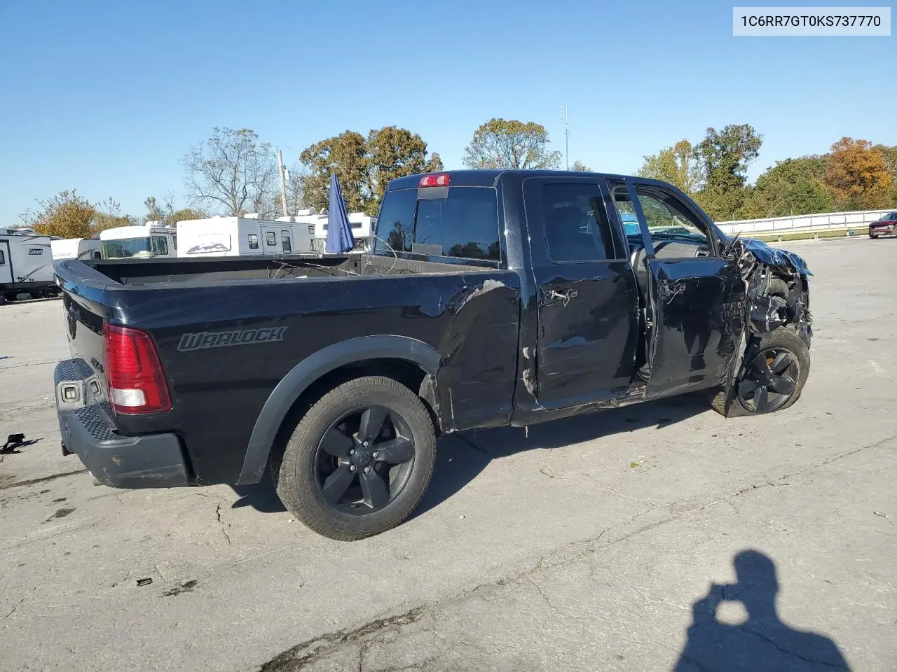 1C6RR7GT0KS737770 2019 Ram 1500 Classic Slt
