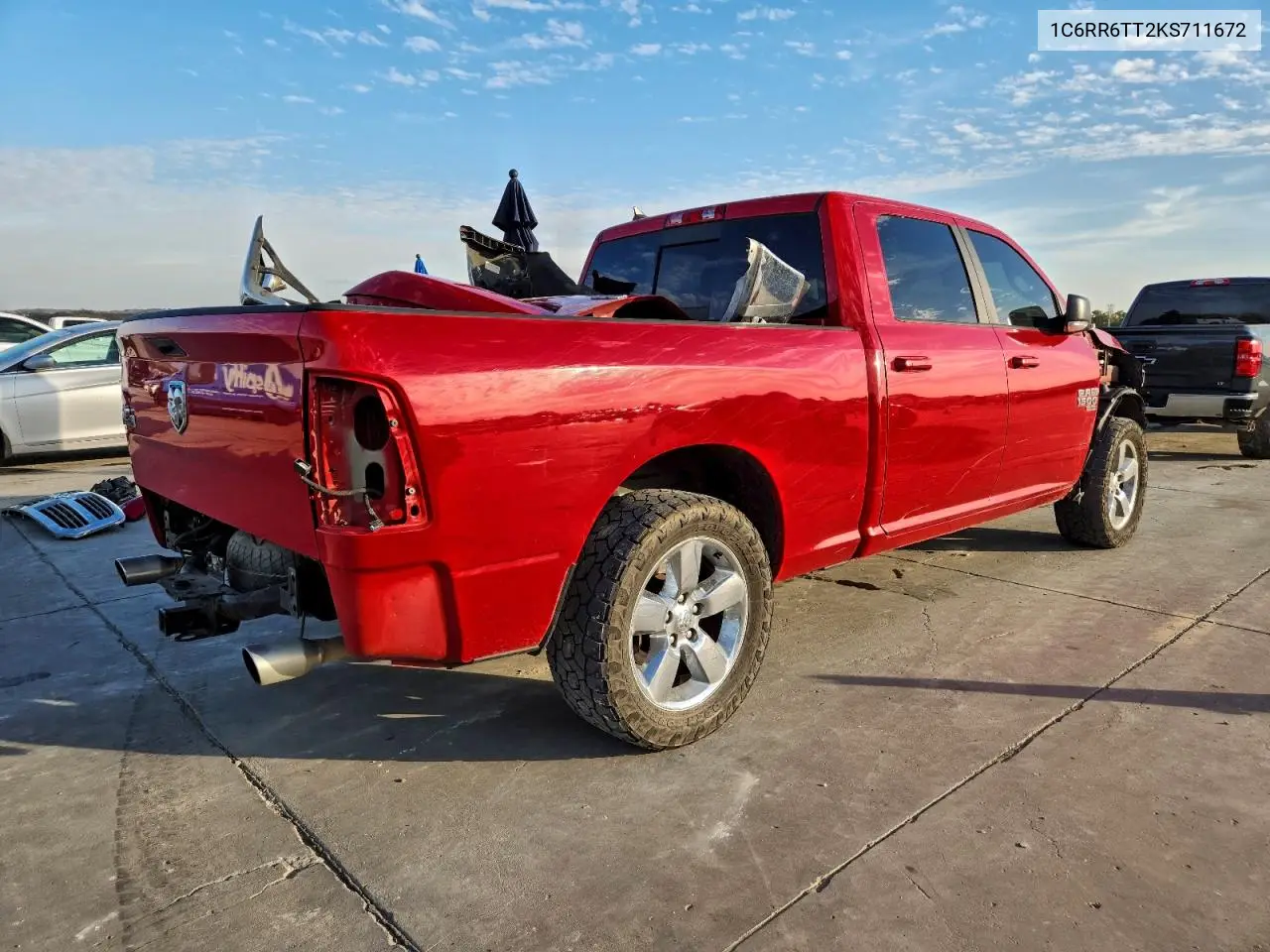 1C6RR6TT2KS711672 2019 Ram 1500 Classic Slt