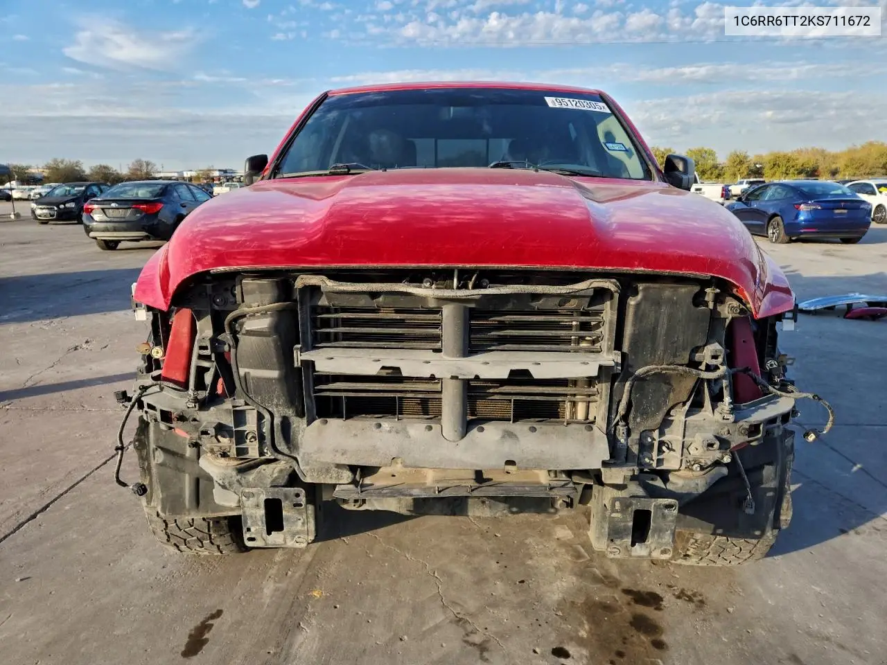 1C6RR6TT2KS711672 2019 Ram 1500 Classic Slt
