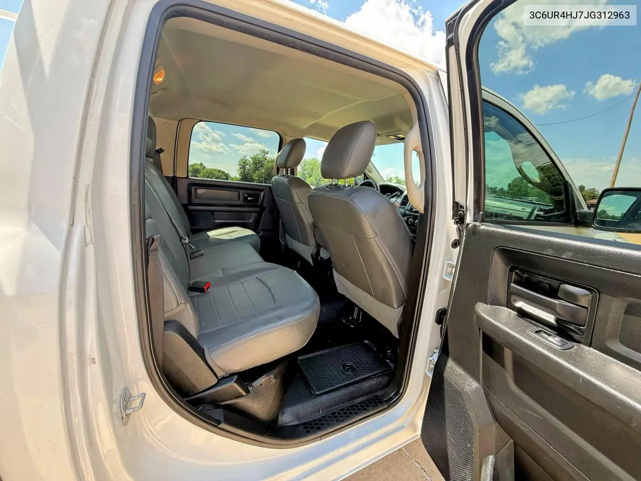 2018 Ram 2500 St VIN: 3C6UR4HJ7JG312963 Lot: 61318766