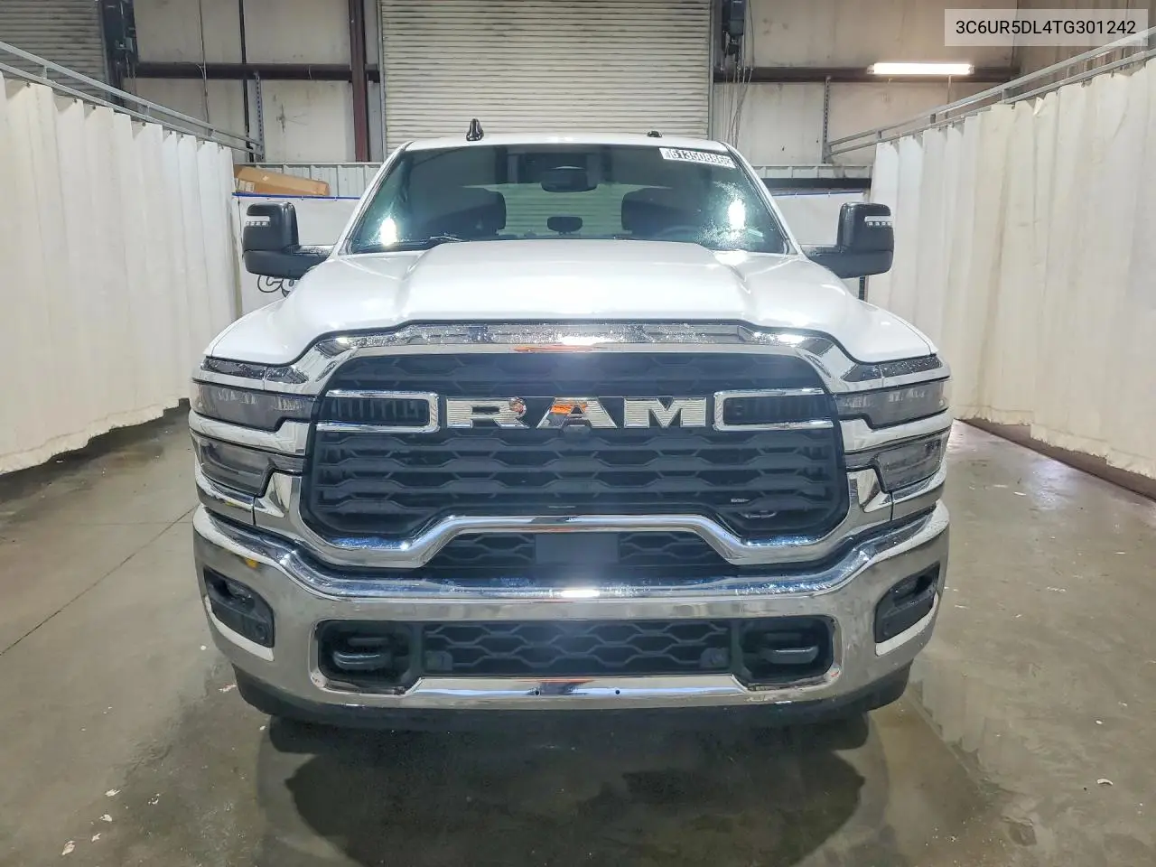 2026 Ram 2500 Big Horn VIN: 3C6UR5DL4TG301242 Lot: 61350886