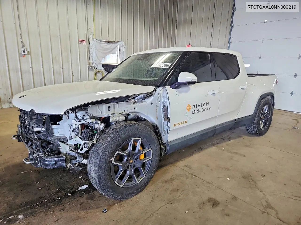 2022 Rivian R1T Launch Edition VIN: 7FCTGAAL0NN000219 Lot: 54446386