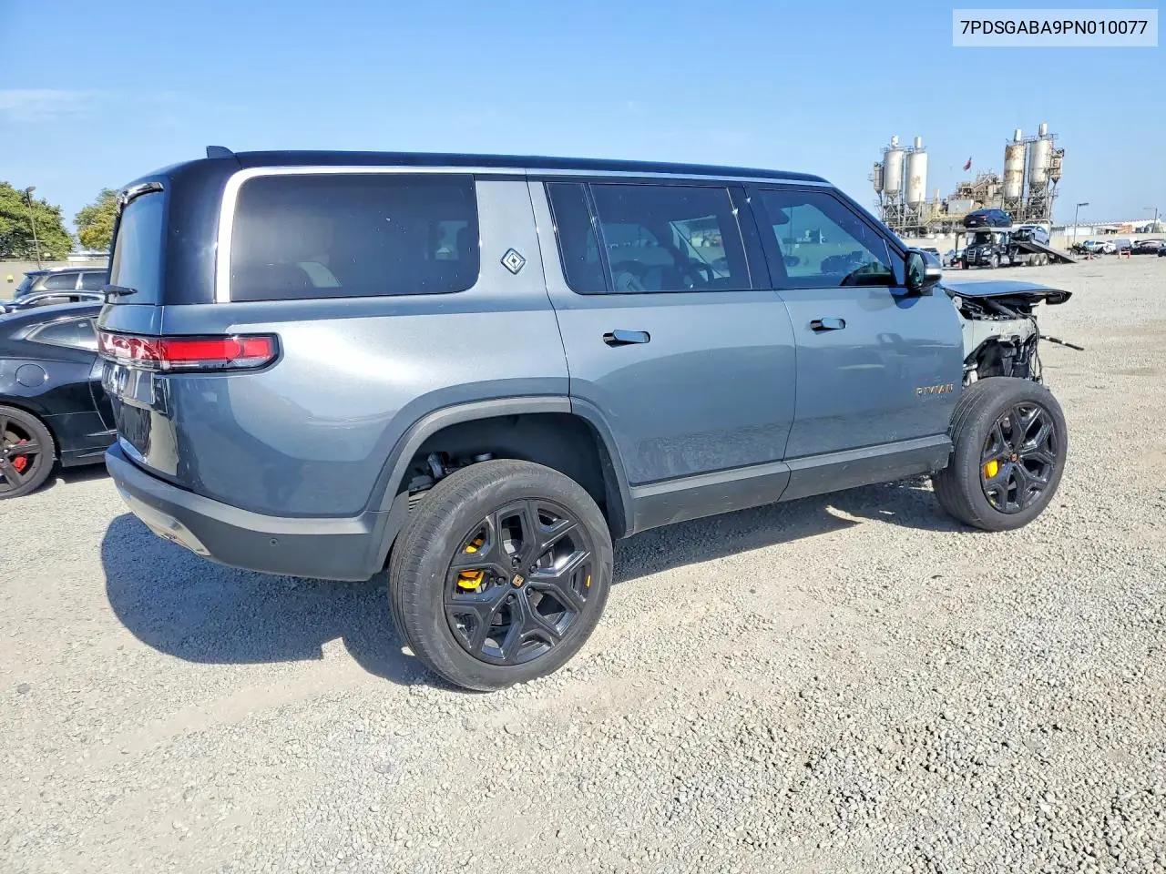 2023 Rivian R1S Adventure VIN: 7PDSGABA9PN010077 Lot: 56540556