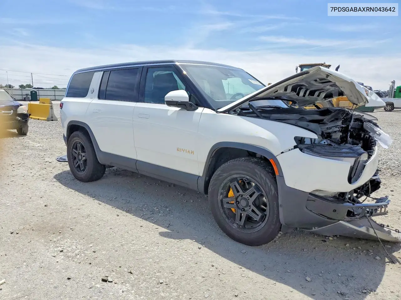 2024 Rivian R1S Adventure VIN: 7PDSGABAXRN043642 Lot: 55726536