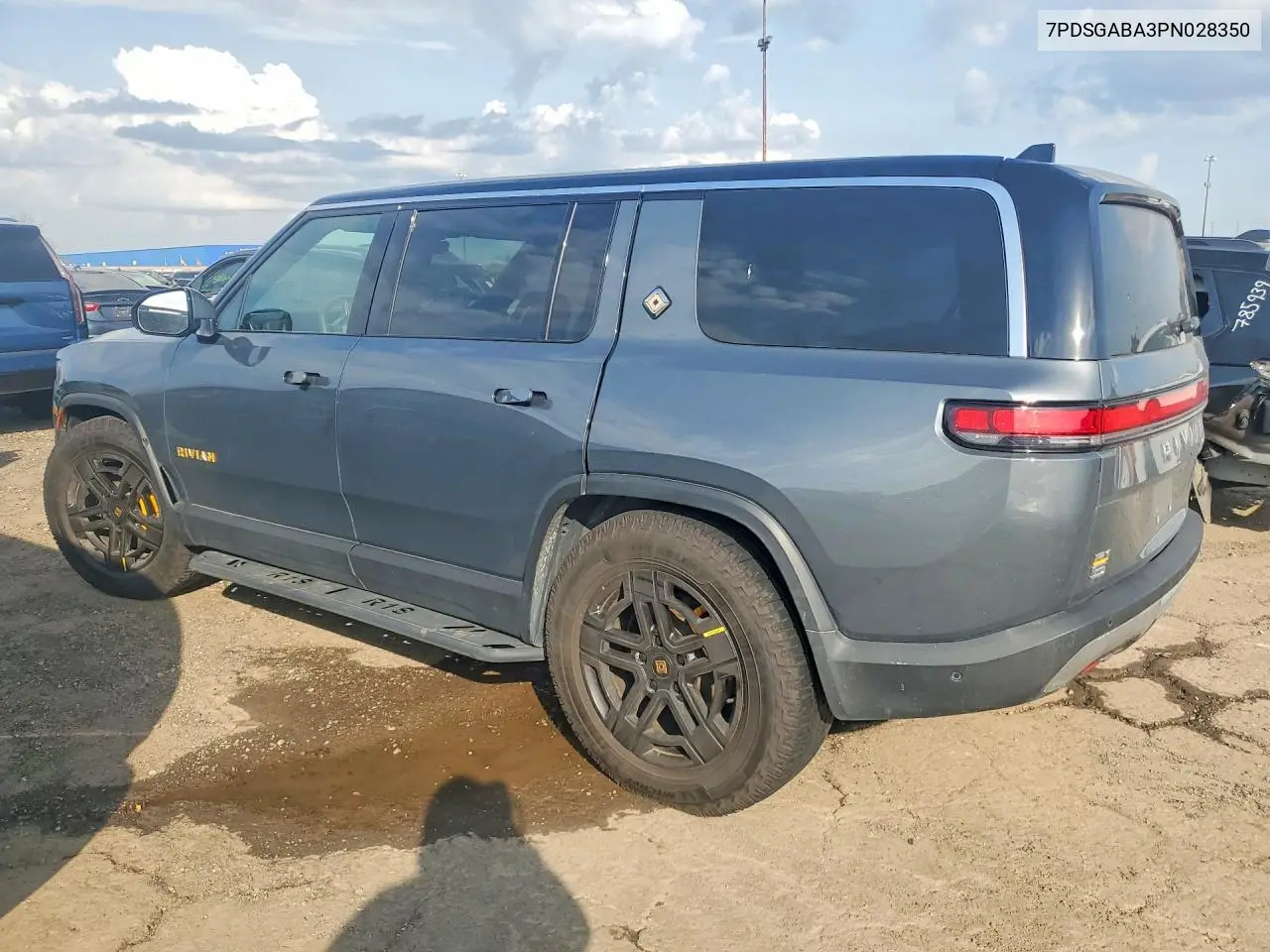 2023 Rivian R1S Adventure VIN: 7PDSGABA3PN028350 Lot: 51012276