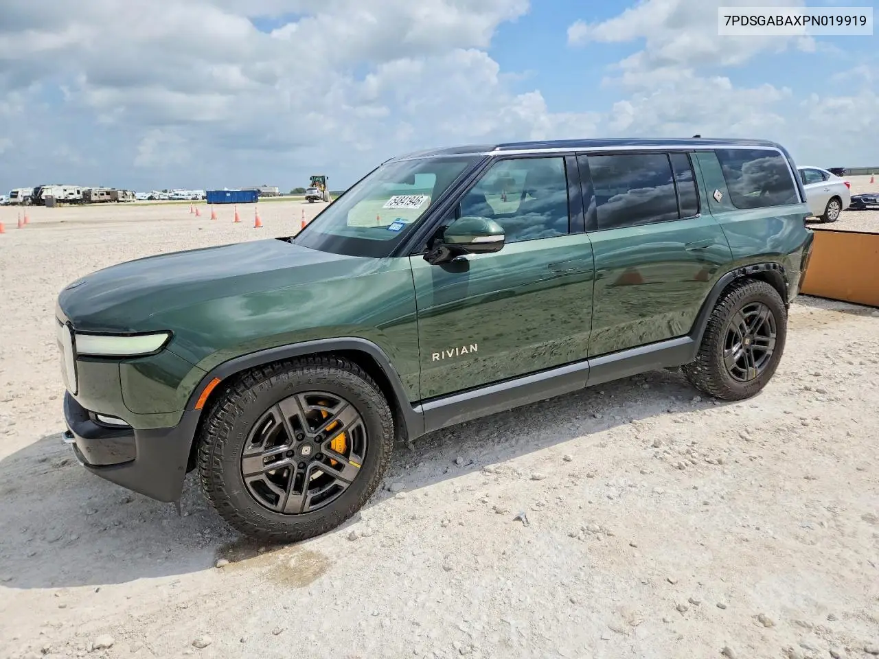 2023 Rivian R1S Adventure VIN: 7PDSGABAXPN019919 Lot: 54841946