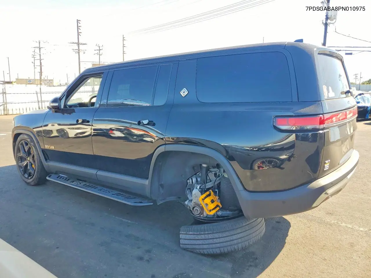 2023 Rivian R1S Adventure VIN: 7PDSGABA8PN010975 Lot: 60066606