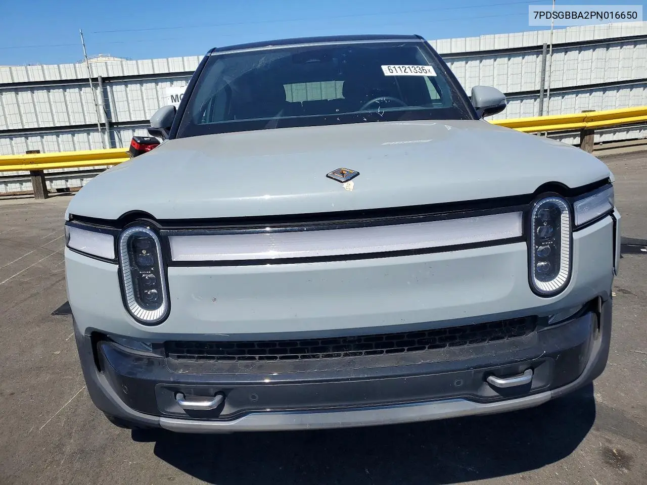 2023 Rivian R1S Adventure VIN: 7PDSGBBA2PN016650 Lot: 61121336