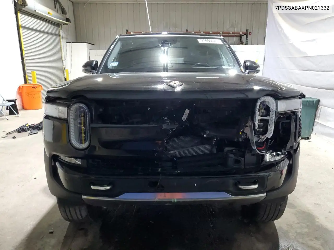 2023 Rivian R1S Adventure VIN: 7PDSGABAXPN021332 Lot: 93090085