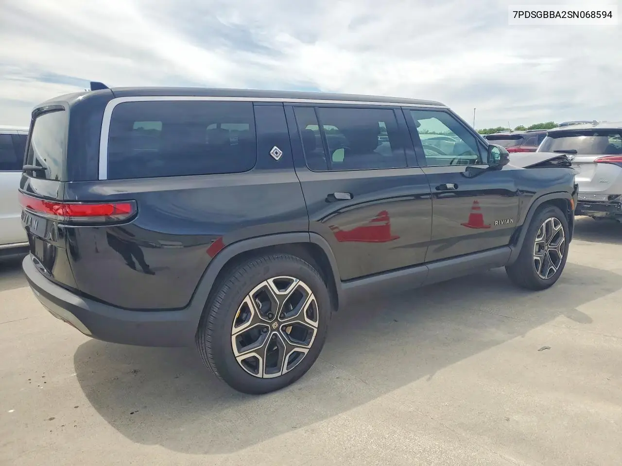 2025 Rivian R1S Adventure VIN: 7PDSGBBA2SN068594 Lot: 48313656