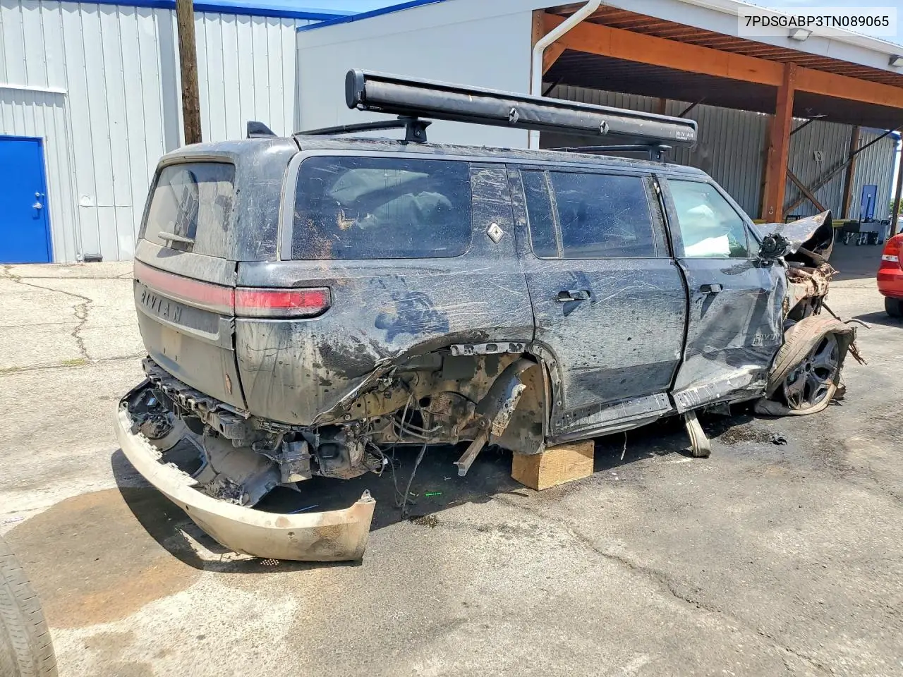 2026 Rivian R1S Premium VIN: 7PDSGABP3TN089065 Lot: 57781756