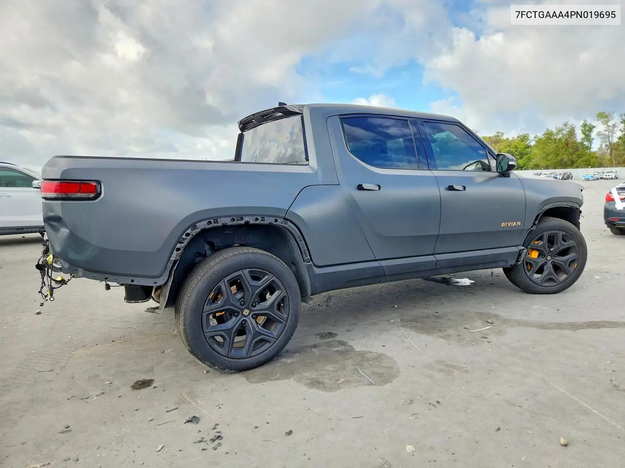 2023 Rivian R1T Adventure VIN: 7FCTGAAA4PN019695 Lot: 45820736