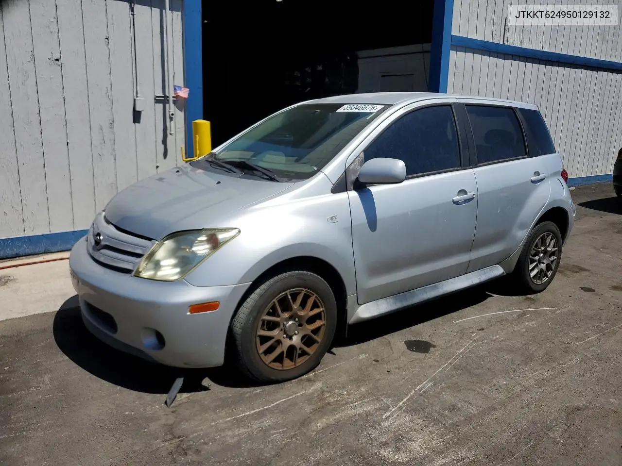 2005 Scion Xa Base VIN: JTKKT624950129132 Lot: 59346676